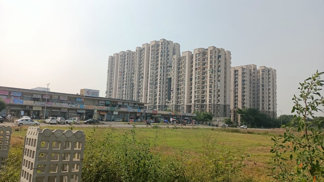 Aditya World City, NH-24